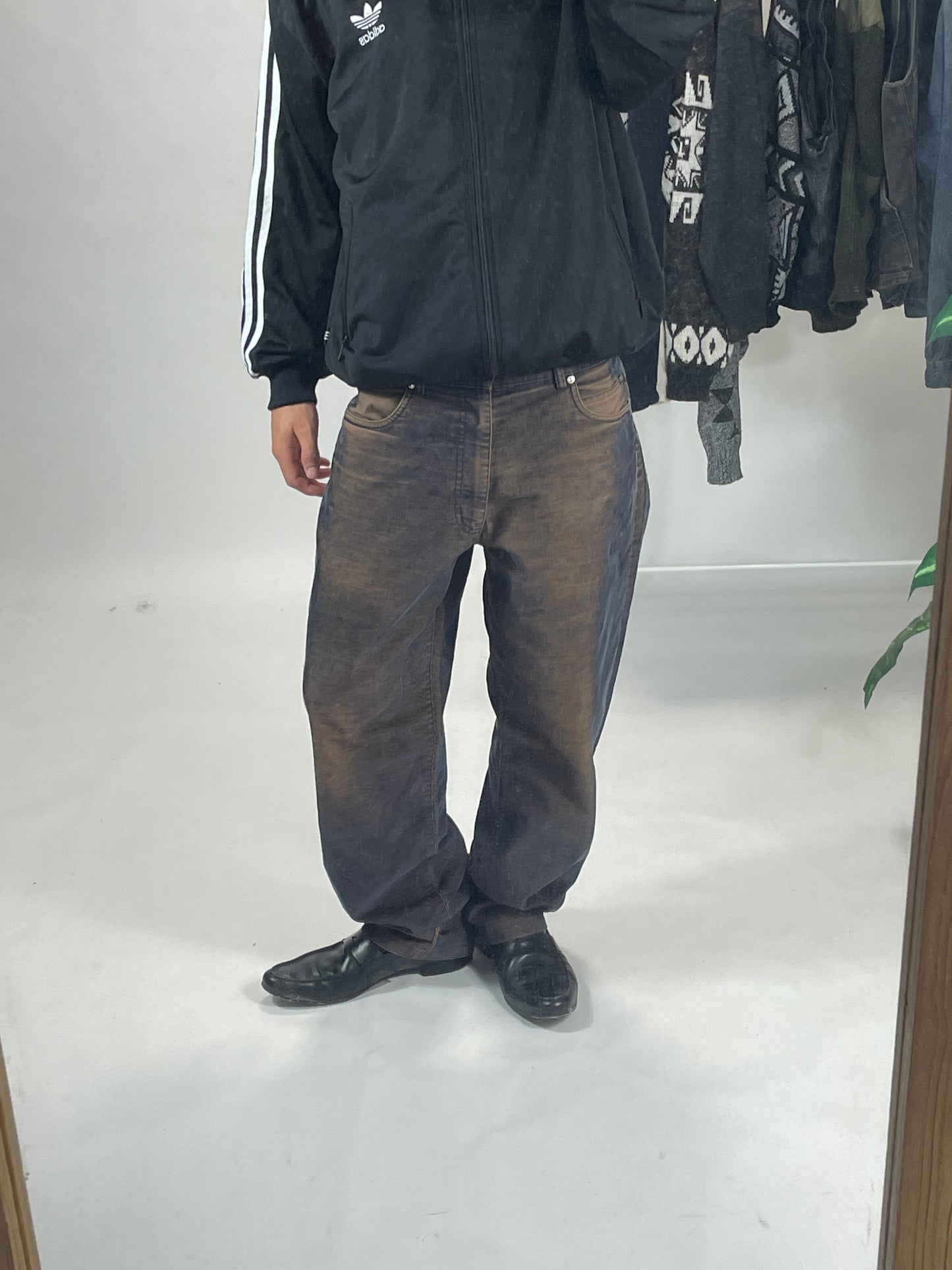 Vintage Lacoste changing colour straight pants - RETRORAIMENTS