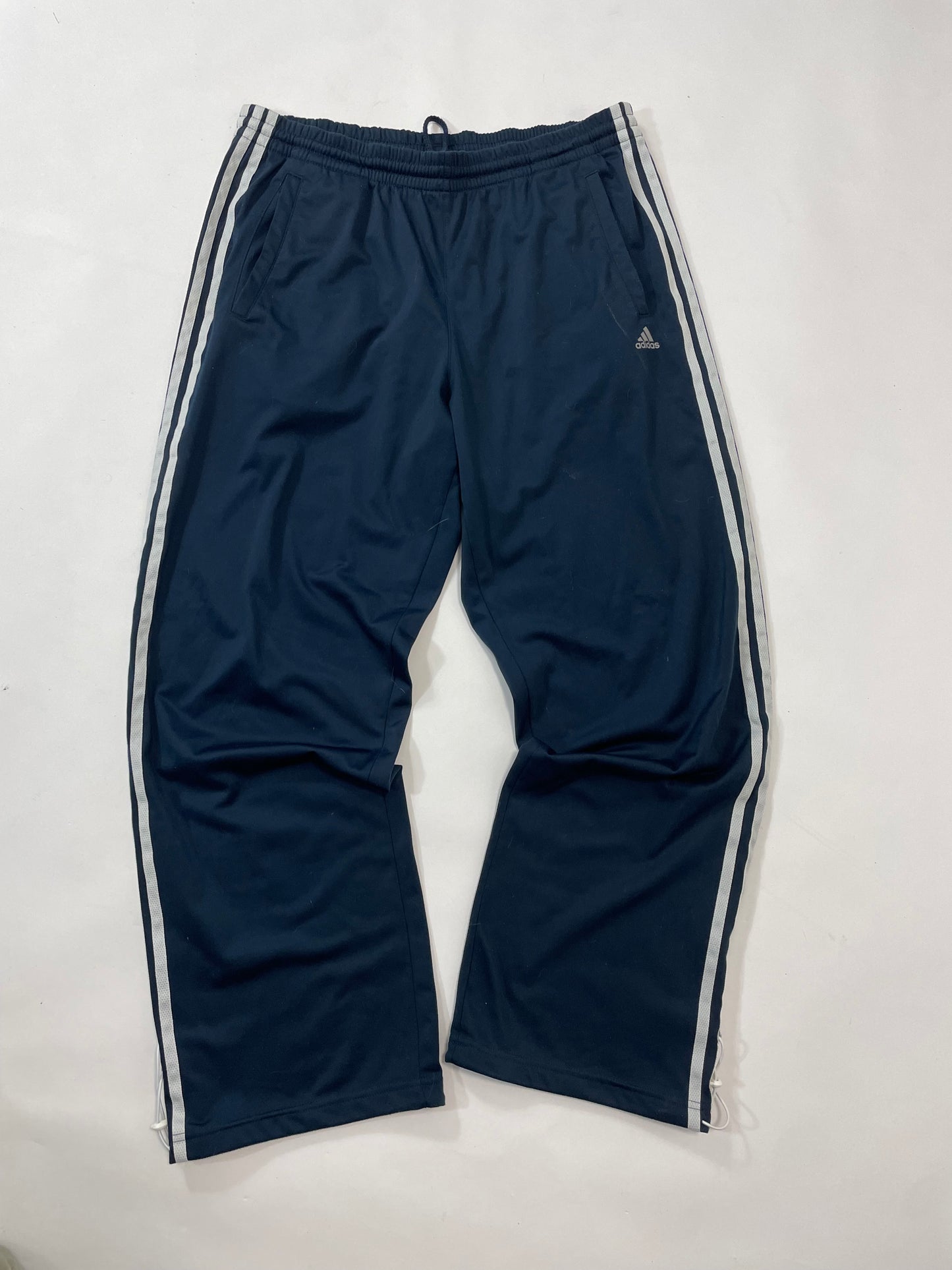 Adidas baggy navy blue parachute pants - RETRORAIMENTS