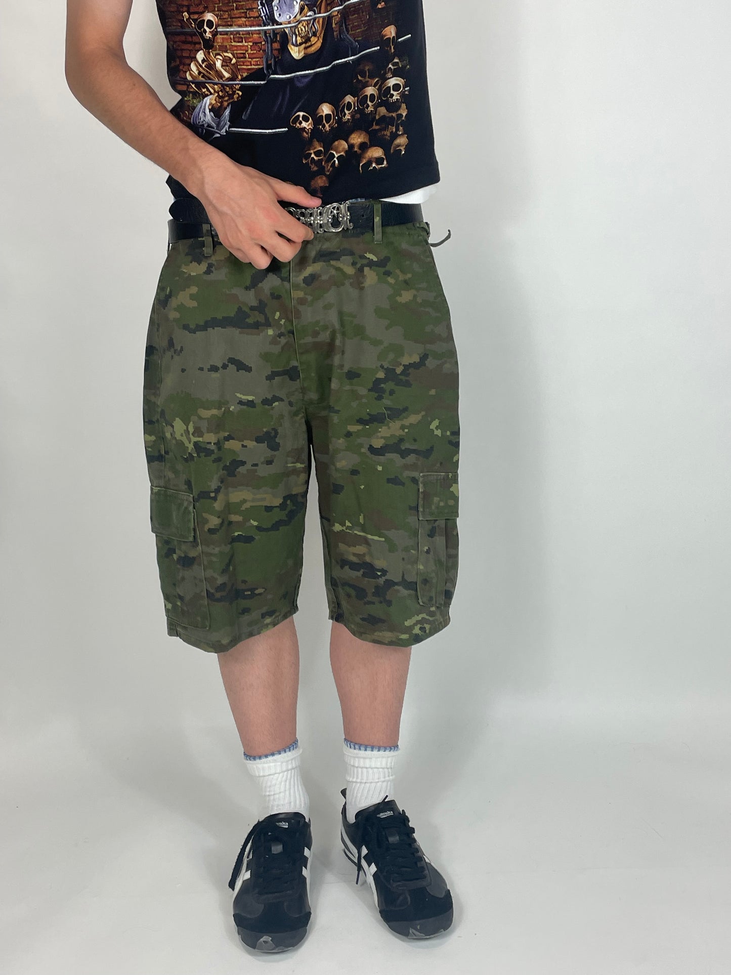 military cargo jorts 00’s