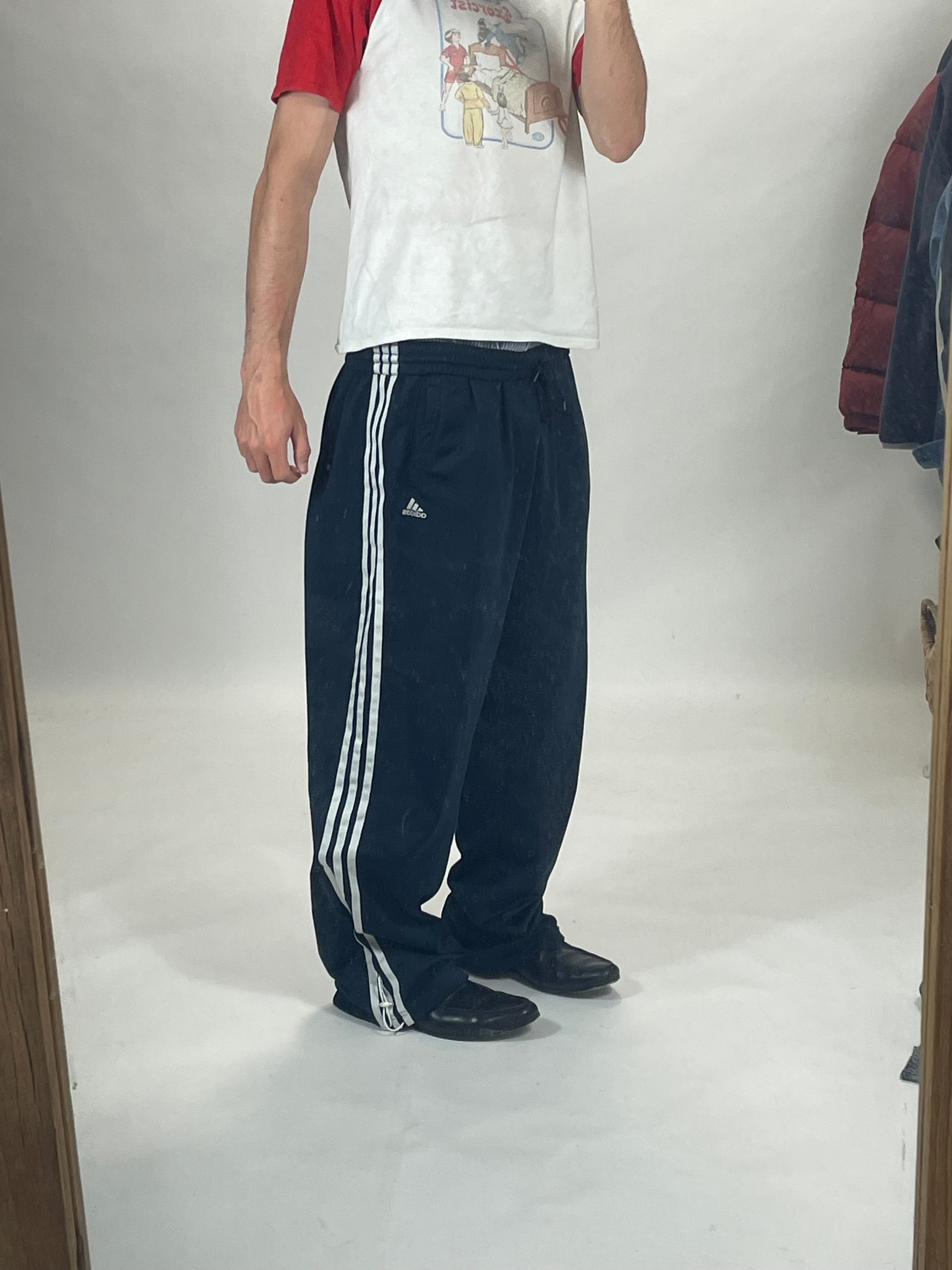 Adidas baggy navy blue parachute pants - RETRORAIMENTS