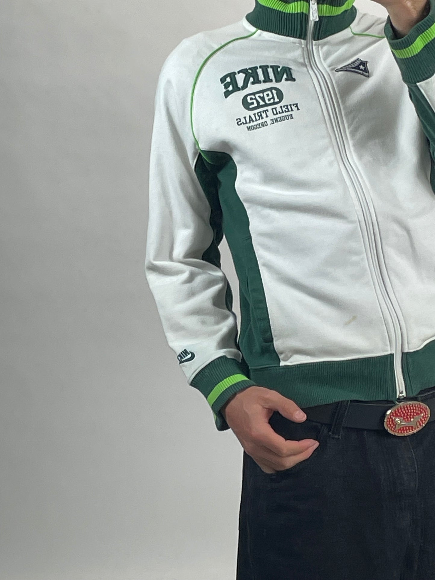 Nike zipper white hoodie embroidered - RETRORAIMENTS